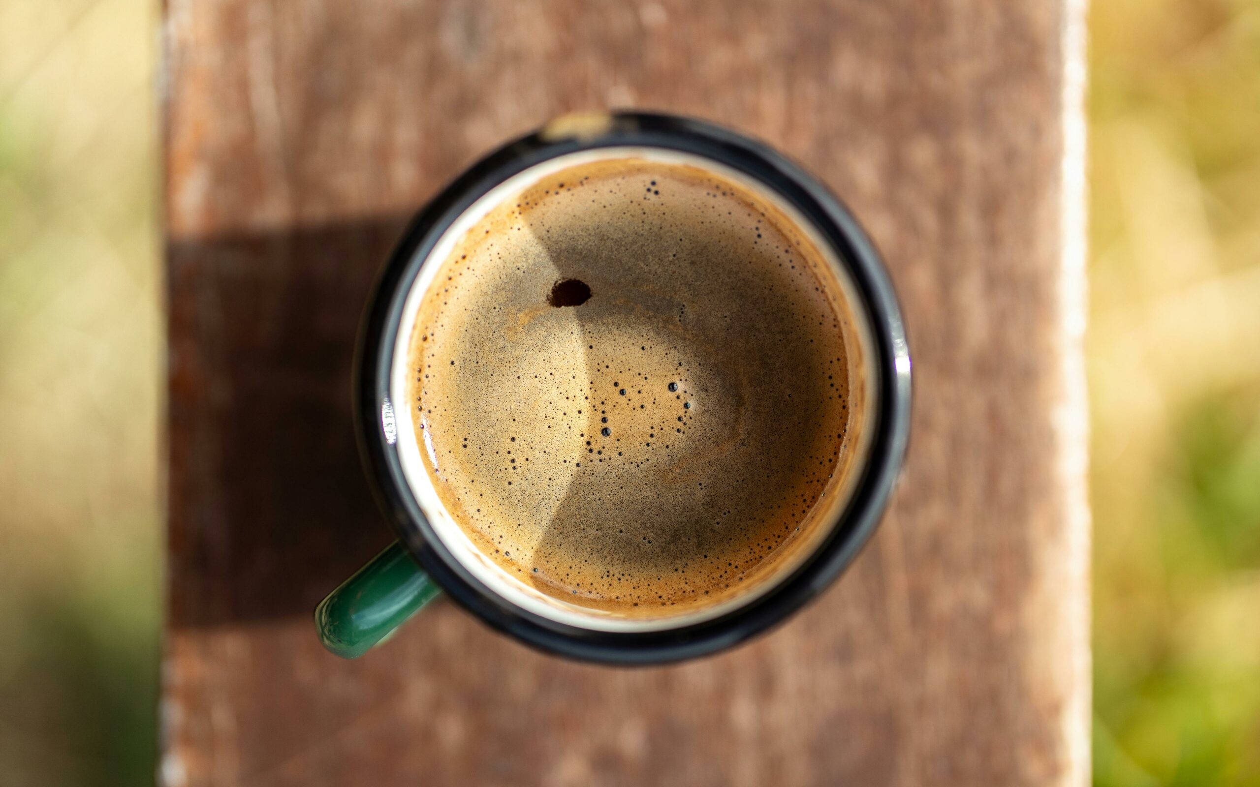 Une tasse de café vu de dessus